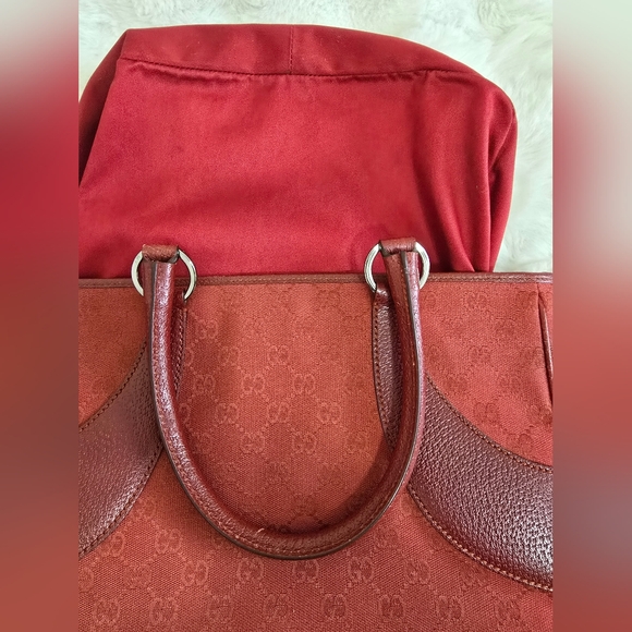 Gucci GG Canvas Red Shoulder bag With Leather Handles And Leather Trims - Picture 6 of 11